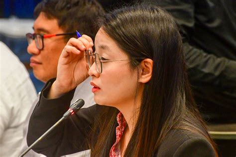 Hiling ni Mayor Guo na reconsideration sa preventive suspension .